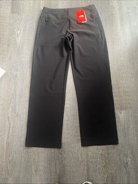 The North Face women’s Everyday pant.